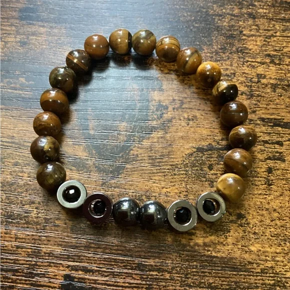 Bracelets - Picture 2 of 4